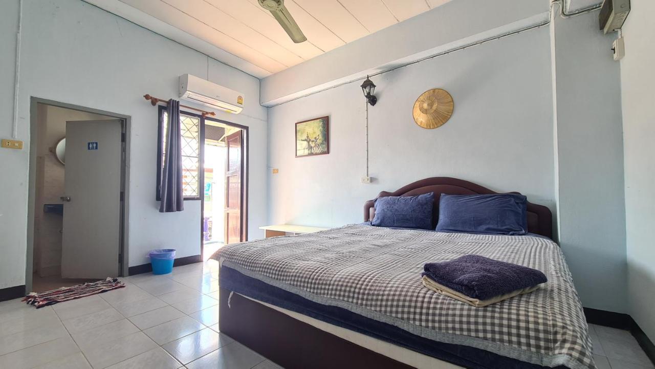 Panmanee Apartment Bangkok Bagian luar foto