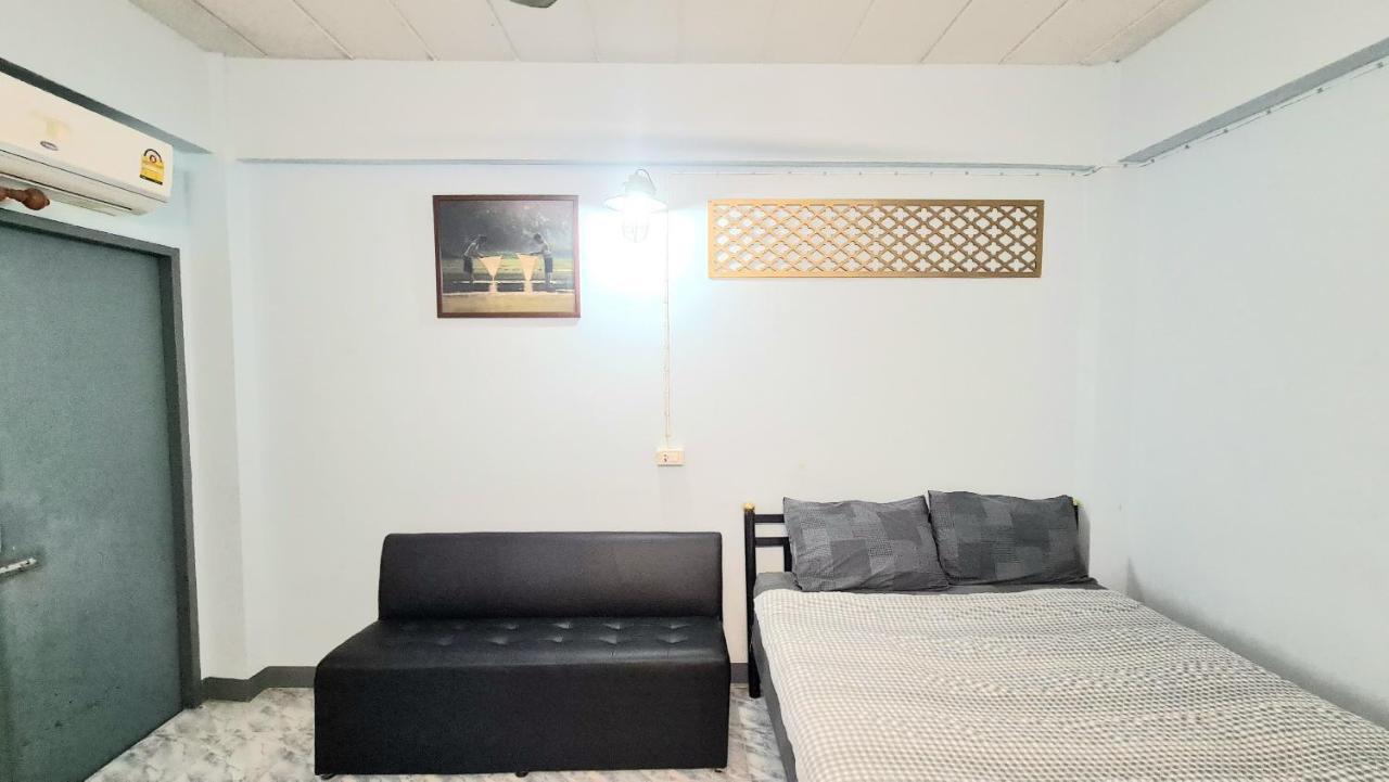 Panmanee Apartment Bangkok Bagian luar foto