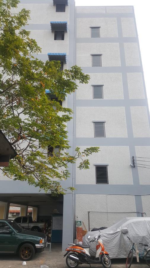 Panmanee Apartment Bangkok Bagian luar foto