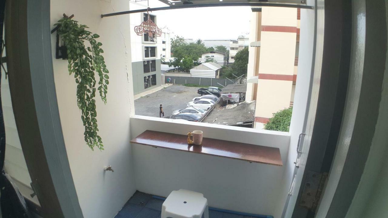 Panmanee Apartment Bangkok Bagian luar foto