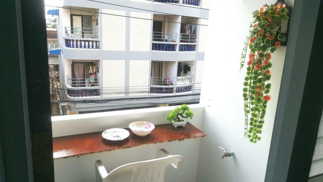 Panmanee Apartment Bangkok Bagian luar foto