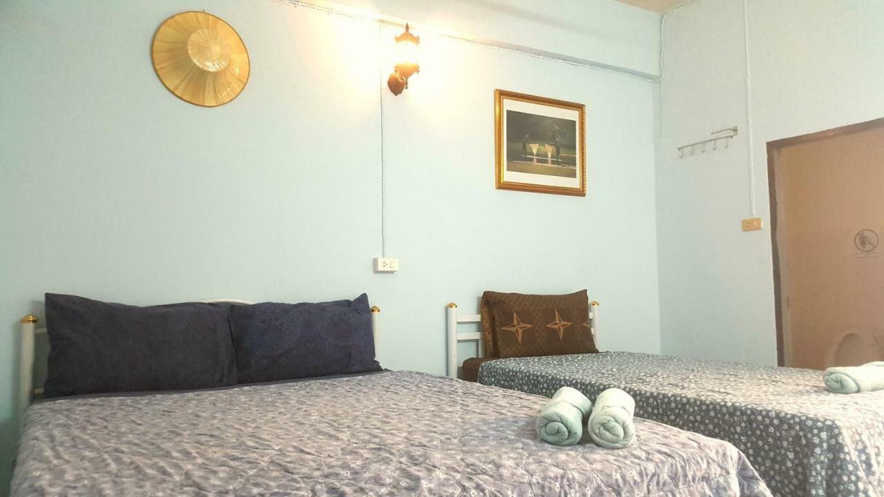 Panmanee Apartment Bangkok Bagian luar foto
